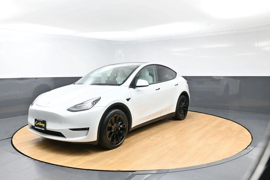 tesla model y 2022 7SAYGDEE9NF360485 image tesla model y 2022 7SAYGDEE9NF360485 image